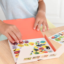 Charger l'image dans la galerie, 3 PETITS COCHONS 6 planches 70 gommettes